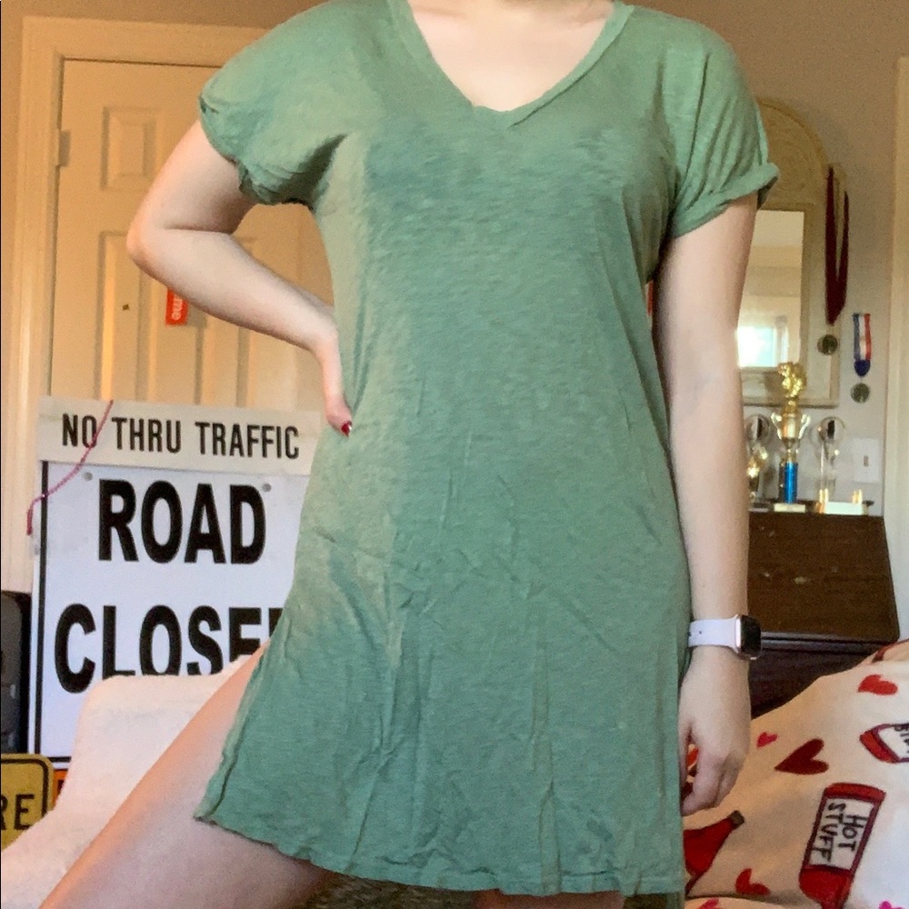 Splendid green t-shirt high low dress
